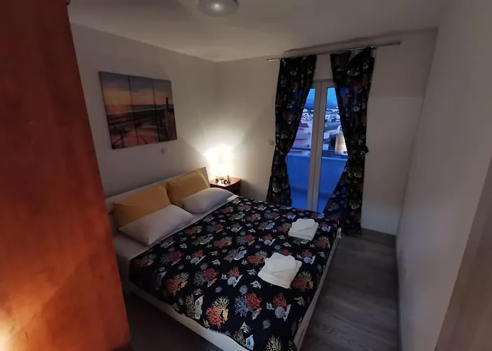 Maris Apartment-balcony With View And Free Parking アパート